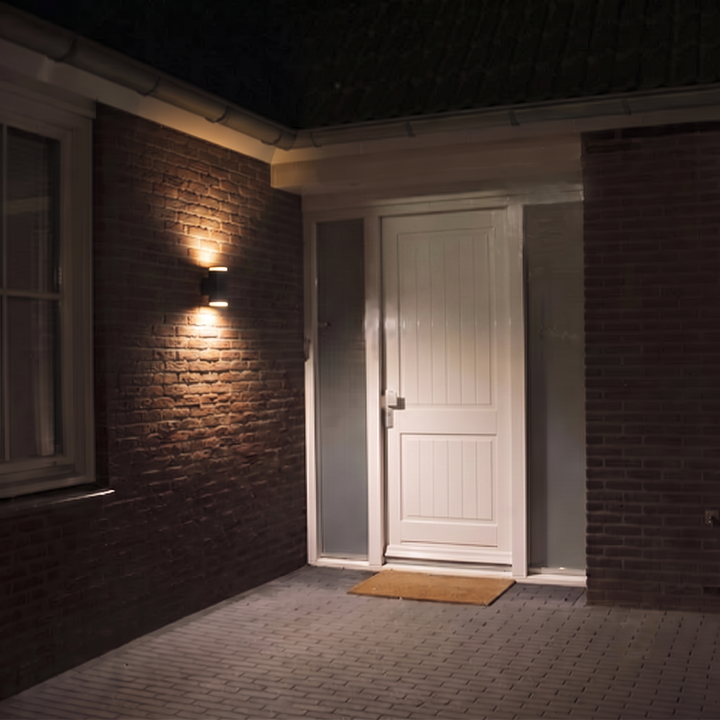 Verstelbare Buitenwandlamp met Sensor Michael | 13W 2700K IP54