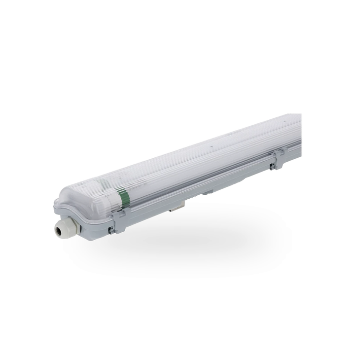 Voorzijde van een IP65 armatuur voor twee lichtbuizen, 120 cm lang, centraal gepositioneerd op een egale witte achtergrond met subtiele schaduw.