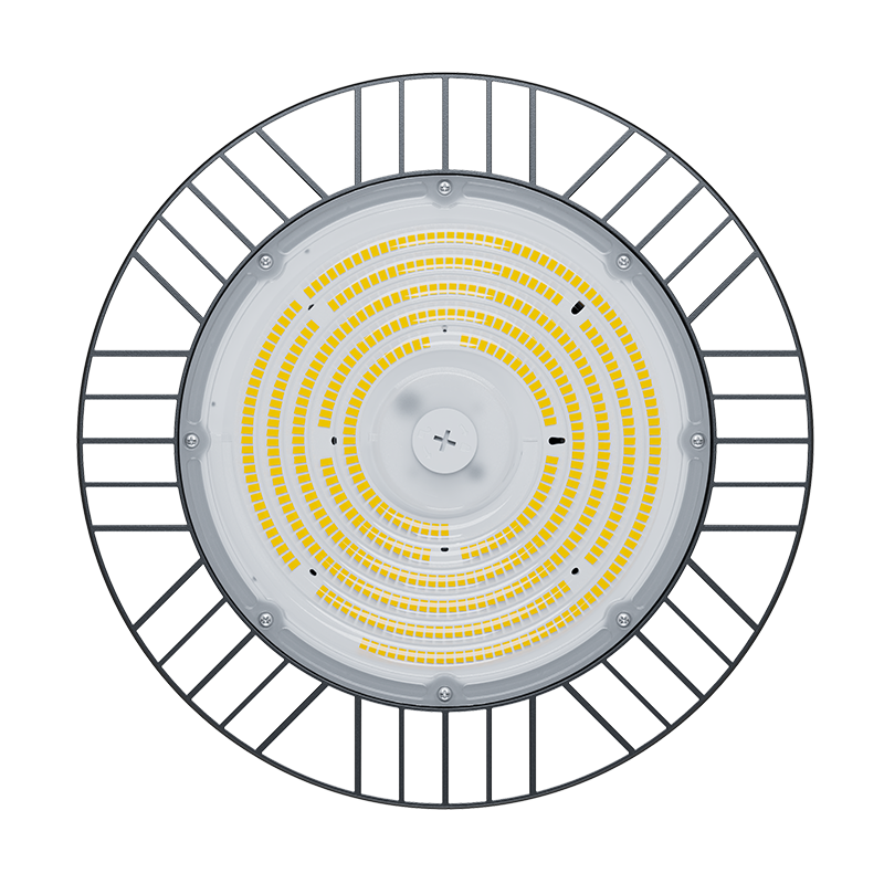 Direct onderaanzicht van de LED highbay, toont de structuur van de koelribben en de gemonteerde leds